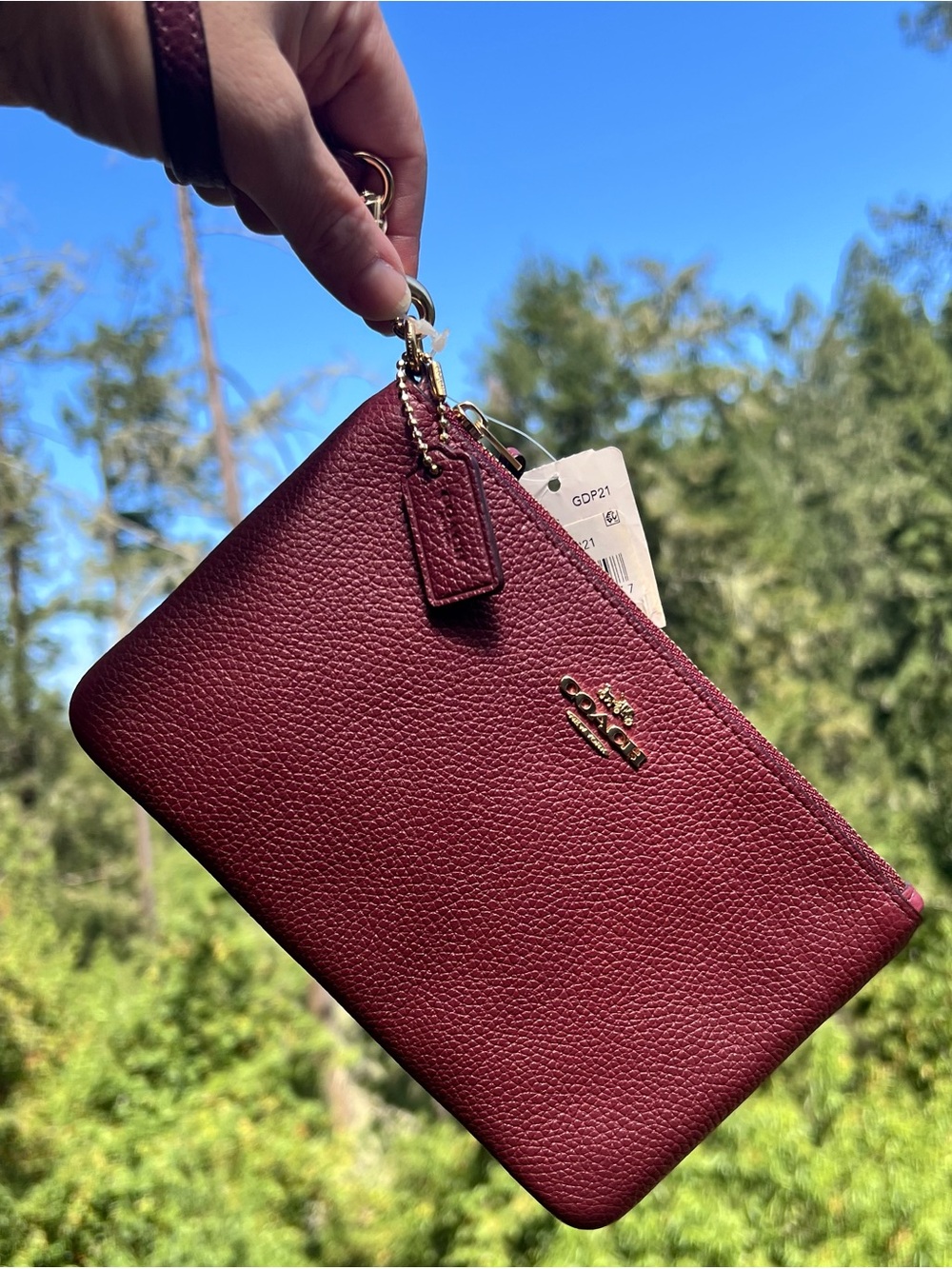 COACH Women's Pebble Leather Wristlet Wallet Vintage Mauve w Gold Hardware NWT
